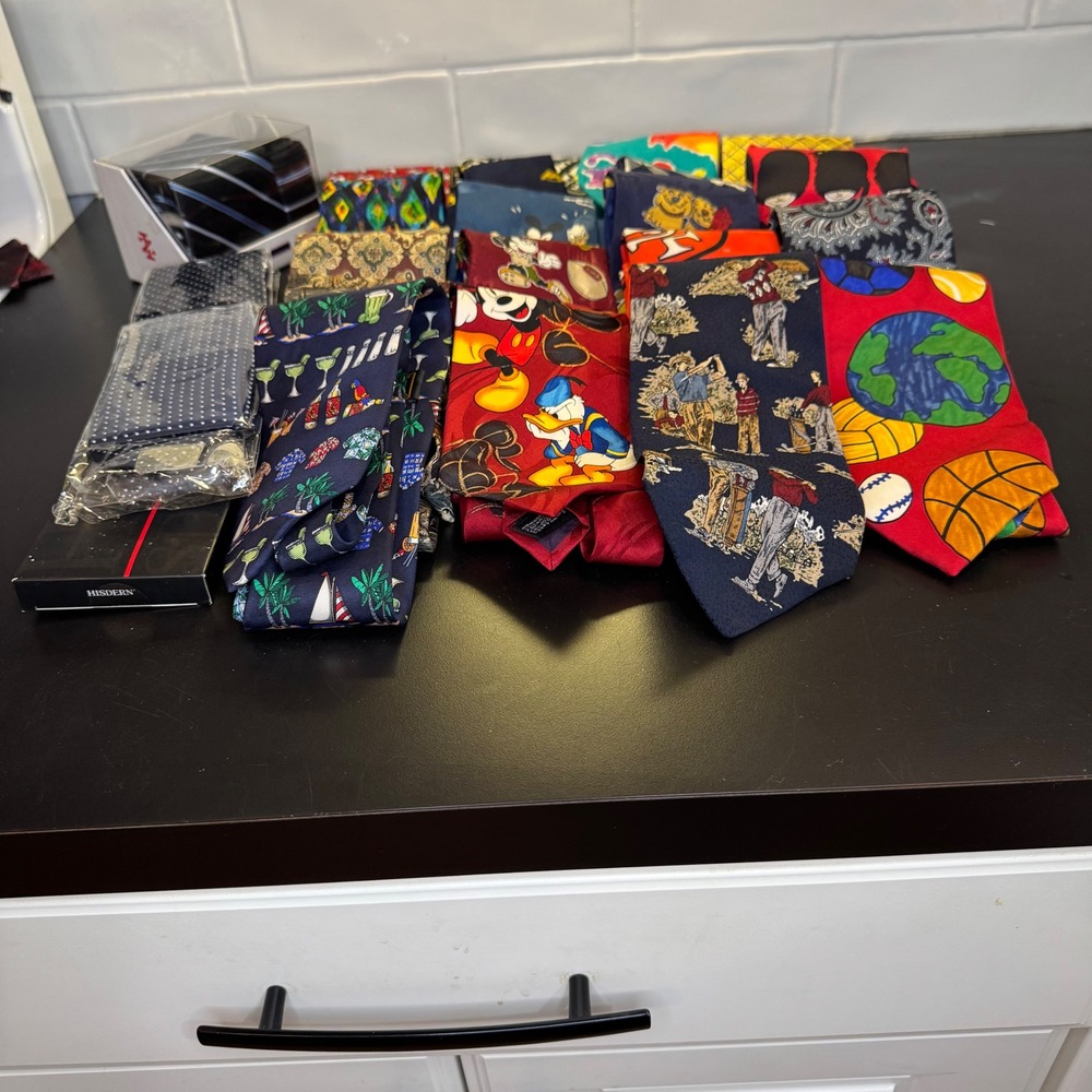 Disney IZOD Mixed Necktie Lot Mens Multicolor Novelty Golf Sports Silk 15+pc